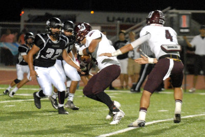 1010football 090footballweb.jpg