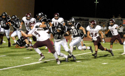 1010football 162footballweb.jpg