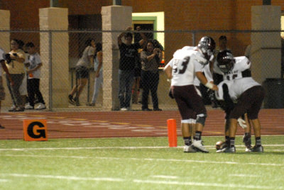 1010football 177nicepuntweb.jpg