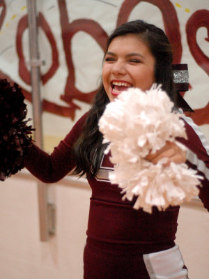 16lobosbb 125cheersweb.jpg