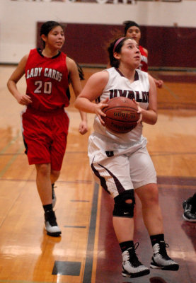 16lobosbb 186varsityweb.jpg