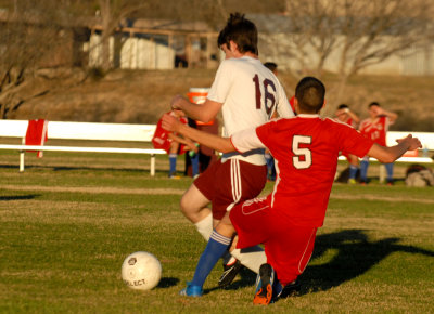 127soccer 011jvsoccerweb.jpg