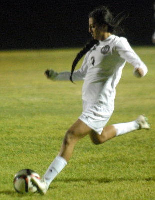 33soccer 121soccerweb.jpg