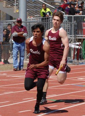 314track2 238highschooltrackweb2.jpg