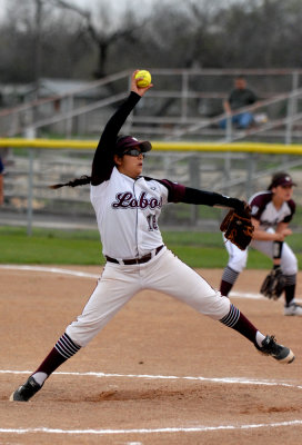 Uvalde Lobos vs Laredo