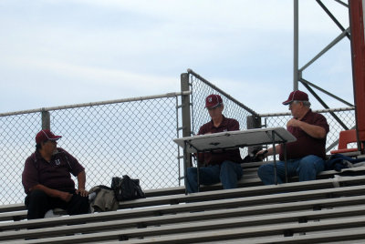 1030footballsouthside 006southfootweb.jpg