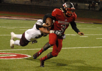 1030footballsouthside 081southfootweb.jpg