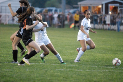 318soccer 110soccer.jpg