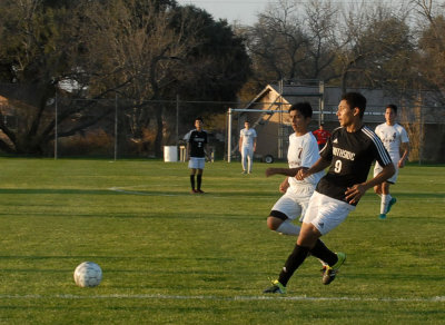 210soccer 018jv.jpg