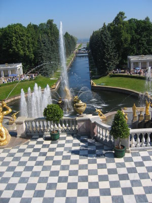 Peterhof Palace.JPG