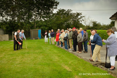 We learn how hurling (Ireland's national sport) is played