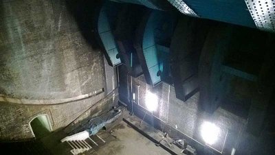 inside the huge bascule chamber