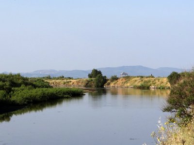 Tsiknias River