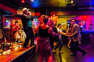 Hoodoo Men w/Swing Dancers @ Bunganut Pig