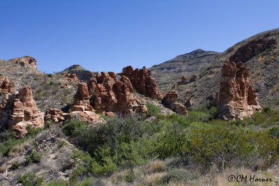7481 Red rock formations.jpg