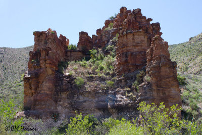 7494 Red rock formations.jpg
