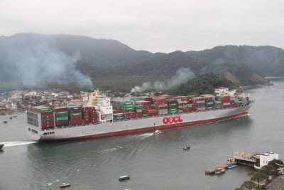 OOCL Qingdao - 28 jun 2013 - 2_6783.JPG