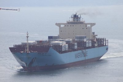 Maersk Lavras - 18 jan 2015.JPG