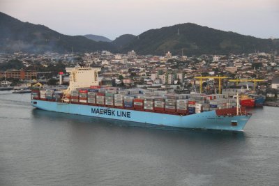 Maersk Lanco - 20 jul 2015.JPG