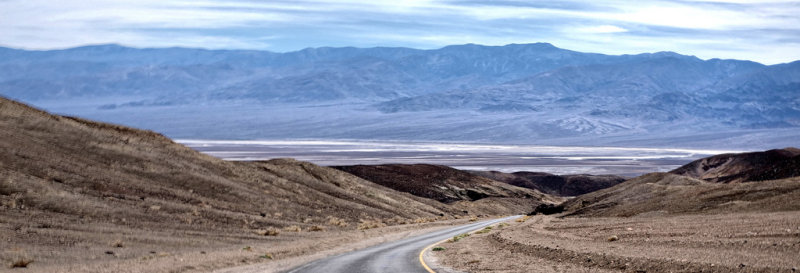 Death Valley Artists Drive HDR DSC04071.jpg