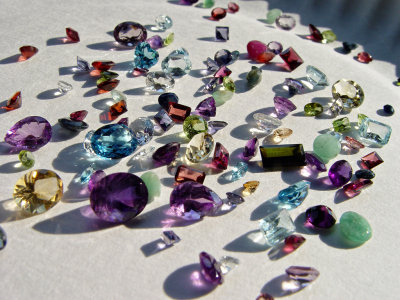 Gemstones 06633