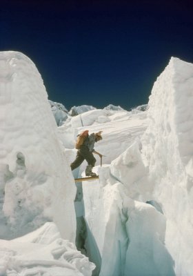In the icefall of the Khumbu glacier 1