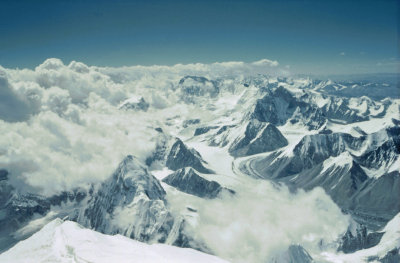 View from Everest to Northwest