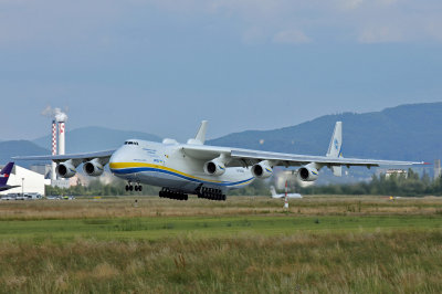 70103_AN225_Antonov_BSL13