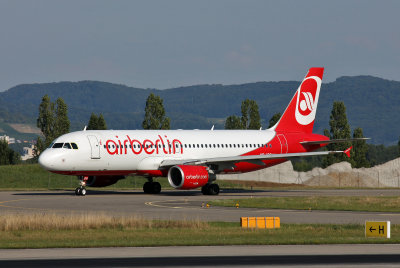 70238_A320_AirBerlin_BSL13