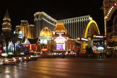 Las Vegas by night (4)