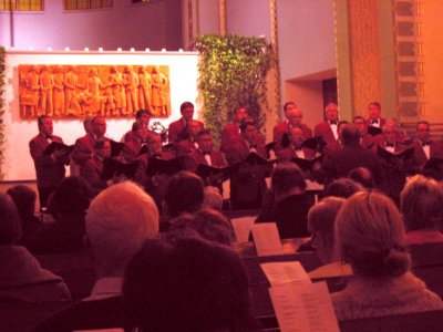 Aikamiehet Choir in Kallio Church Singing Christmas Songs