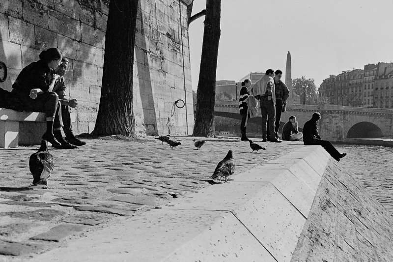 Chill out by the River Seine