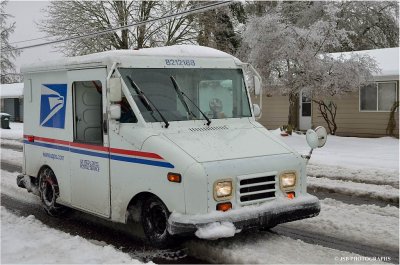 USPS on snow patrol