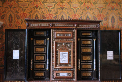 16th century Italian cabinet