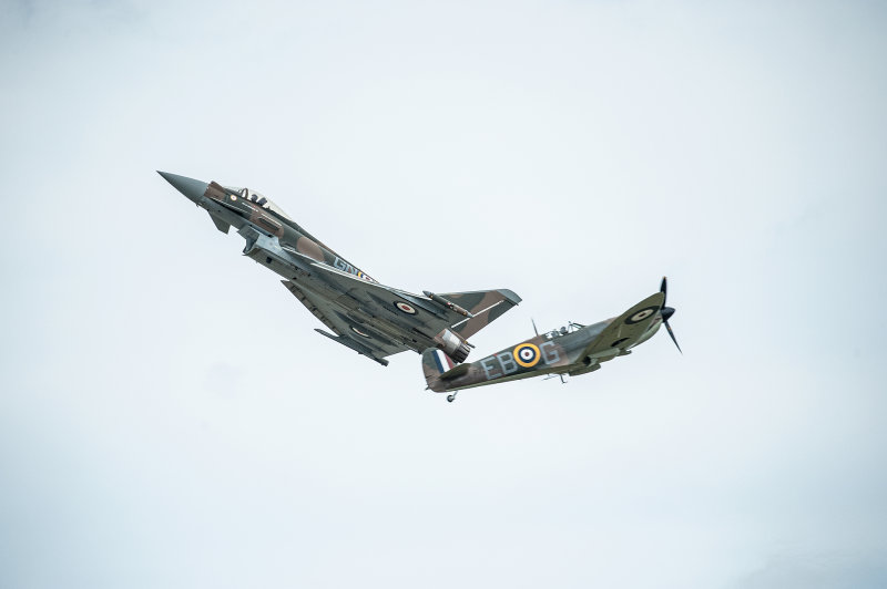 4s Eurofighter Typhoon FGR4 & Supermarine Spitfire.jpg