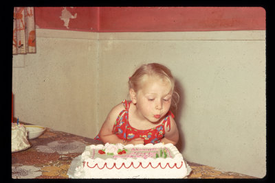 SHan-4th B-Day cake-rectang_1977.jpg