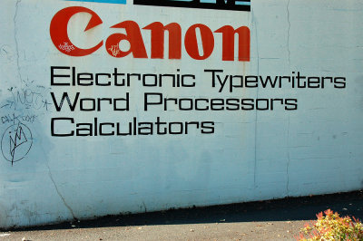 Canon_Electronic typewriters.jpg
