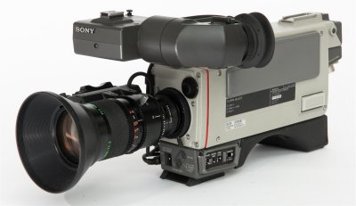 Sony DXC-3000P -  (2 von 8).jpg