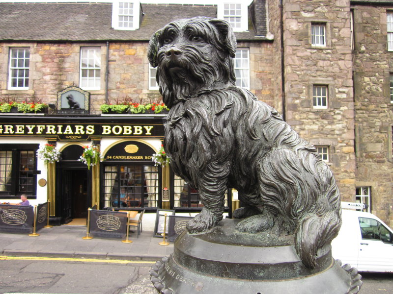 The  statue  of  Greyfriars  Bobby 