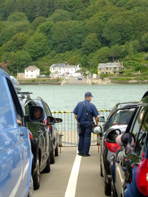 Crossing  the  River  Dart  on  the  Higher  Ferry.