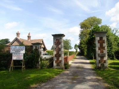 Entrance  to  the  Calehill  Park  Estate.