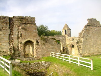 Spofforth  Castle  ruins.