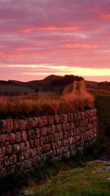 Sunrise  over  Hadrian's  Wall , on  Peel  Crags.