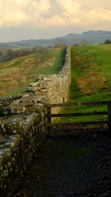 Looking  east  along  Hadrian's  Wall  towards  Winshield  Crags.