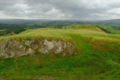 Looking  north along the summit, from the rock-cut ditch.