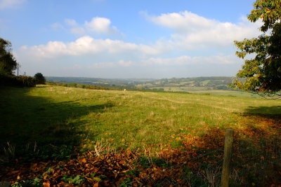 A  panorama  of  the  upper  Tillingham  valley , from  Udimore.