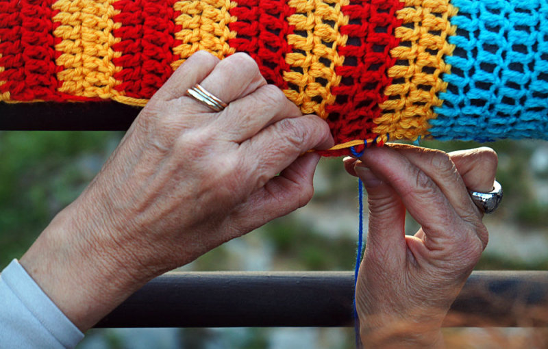 Urban Knitting. Pont a Cerdanyola