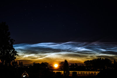 noctilucent clouds