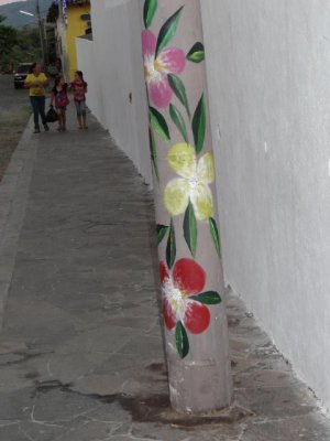 They even decorated the lamposts in Suchitoto