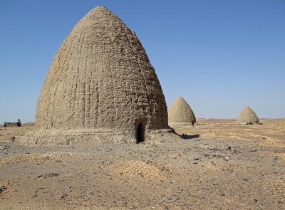 Sufi tombs have distinctive shapes
